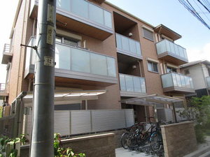 ＲＯＳＥ　ＨＯＵＳＥ