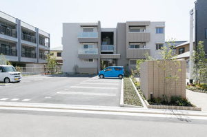 シャーメゾン　リッシュ高石 0302号-1