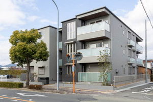 シャーメゾン西町 0201号-1