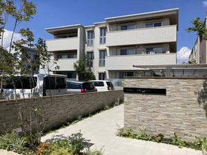 シャーメゾン小町