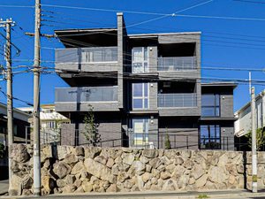 シャーメゾンガーデンズ高丸 0302号-1