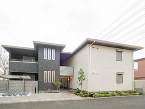 シャーメゾン　クワッドエイト