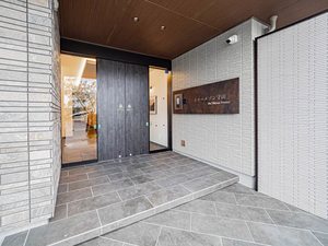 シャーメゾン 守山 0301号-3