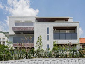 シャーメゾン　朔　ＯＫＡＭＯＴＯ