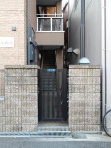 Ｃ´ｅｓｔ　Ｌａ　Ｖｉｅ・Ｍ 0202号-15