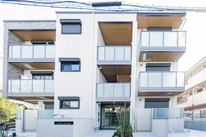 シャーメゾン　ナウ　フィールド