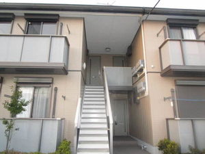 シャーメゾン萱野 A102号-3