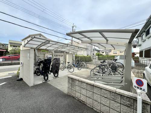 シャーメゾン平松 0203号-2