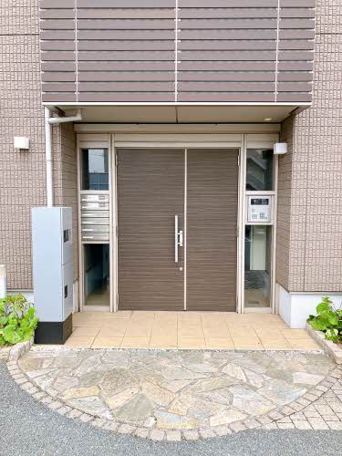 ラ　ヴィ　アンソレイエ 0205号-13