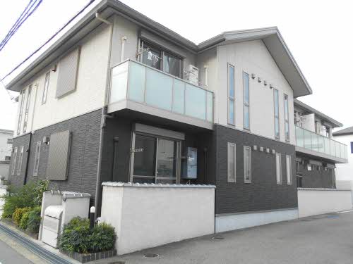 シャーメゾン利右衛門