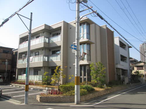 Ｅｃｒａｒｇｅ長尾