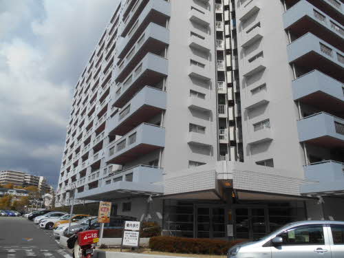 インペリアル千里万博公園　５１２号室