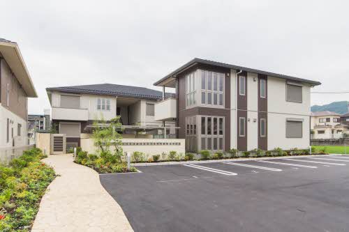 シャーメゾン　湖都