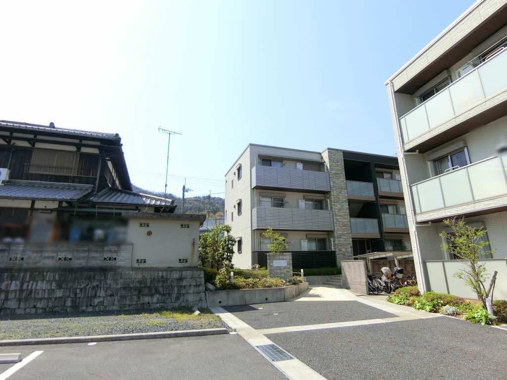 グラン　リシェス　ビス　大津京 0102号-2