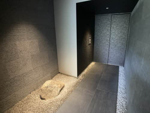 Ｌａ　ｃａｃｈｅｔｔｅ　ｄｅ　ＳＡＹ 0205号-2