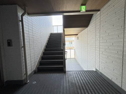 シャーメゾン　サカイパークスⅡ 0102号-4