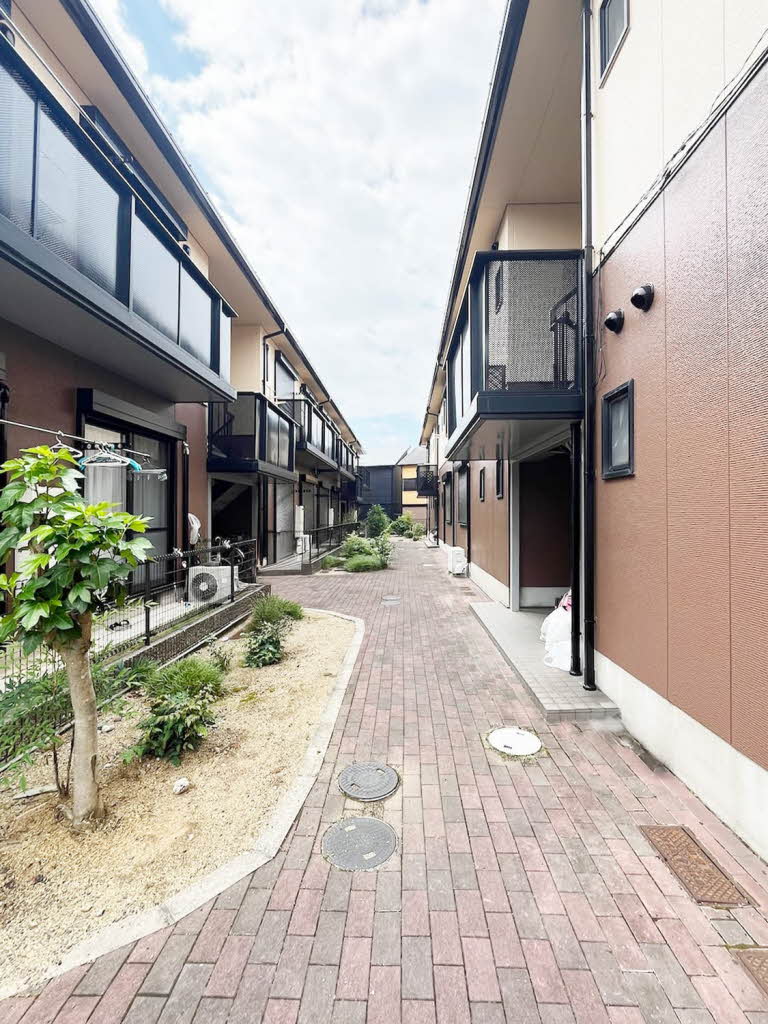 イースト コート A105号-2