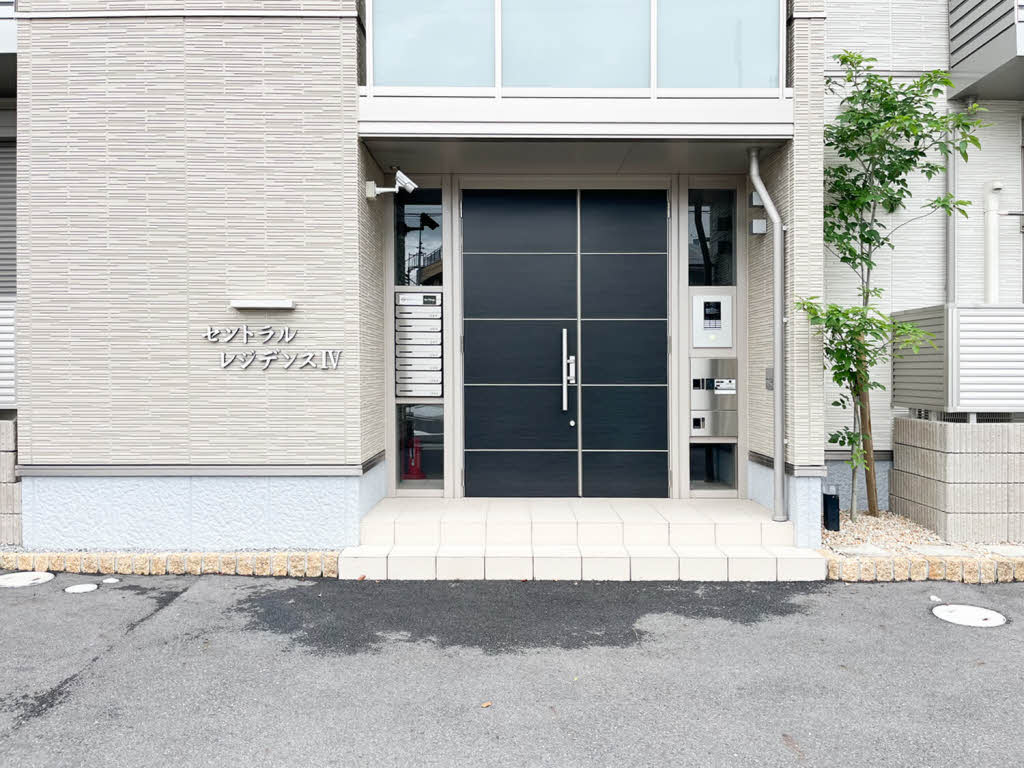 セントラル　レジデンス　Ⅳ 0202号-2