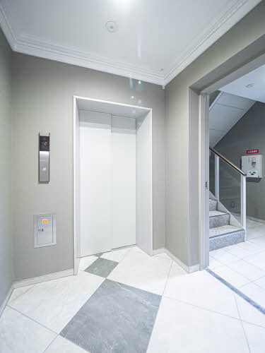 シャーメゾンＲｈｅａ 0203号-5