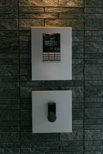 ＬＩＮＤＥＮ　ＰＬＡＣＥ 0102号-4