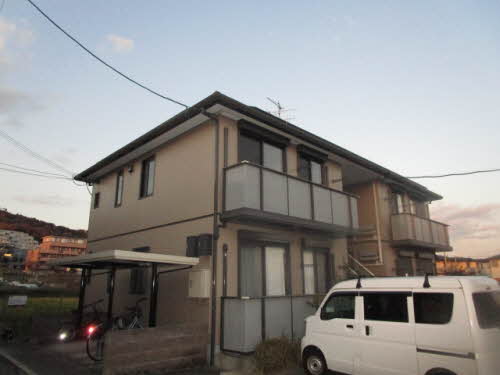 シャーメゾン萱野 A102号-2