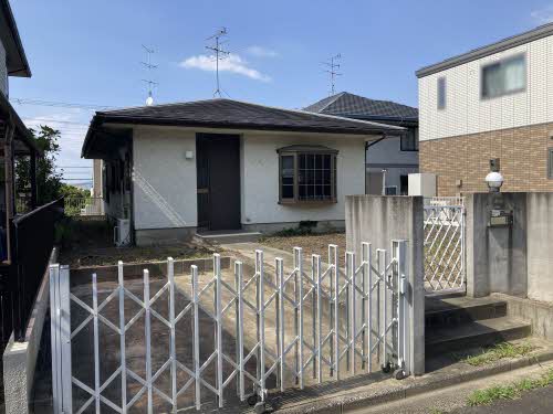 奈良市左京３丁目一戸建