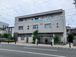 シャーメゾン２番館 0102号-1