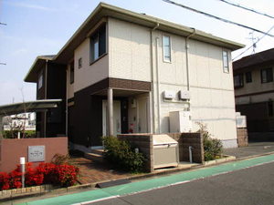 ヴィラ　アンソレイエ 0202号-1