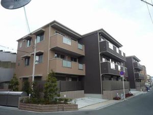 シャーメゾン鶴見緑地