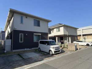 シャーメゾン　ＭＯＭＯ B101号-1