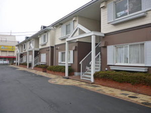 ホワイティハイツＣ棟 C205号-1