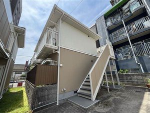 ル・クレール岡町 A201号-1