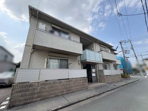 アンソレイエ　コリーヌ