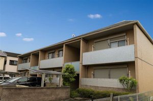 シャーメゾン東太子