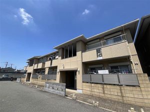 ファミーユ　エムアンドティＢ棟