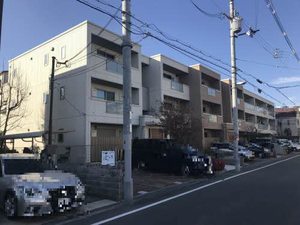 シャーメゾン・シェイクハンド 0305号-1