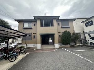 グリーンヒルズ深井北町 0101号-1