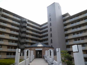 ローレルコート千代田