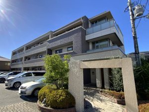 グランドメゾンなかもず A302号-1