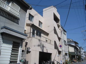 マンションいし井