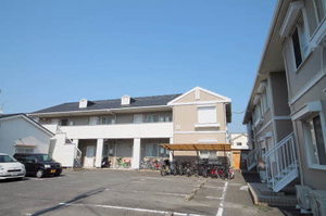 フラワーハイツ・ムラナカ