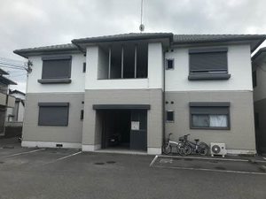 シャーメゾン小雑賀