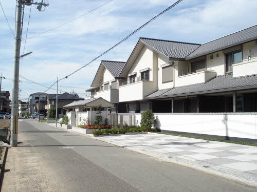 シャーメゾン里丘