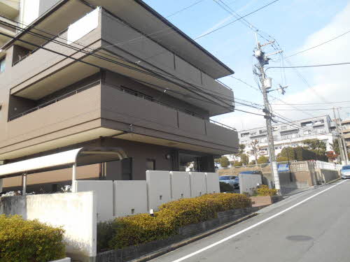 アヴニール千里