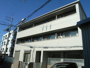 シャーメゾン富雄