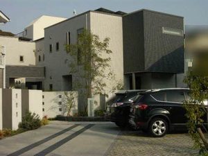 髙橋ガーデンスクエア