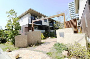 シャーメゾンガーデンズ尼崎Ａ・Ｂ・Ｃ