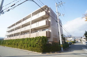 ユーロメゾン伊丹 0406号-1