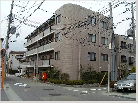 アムール逆瀬川
