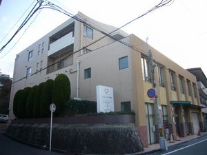 アネシス学園前